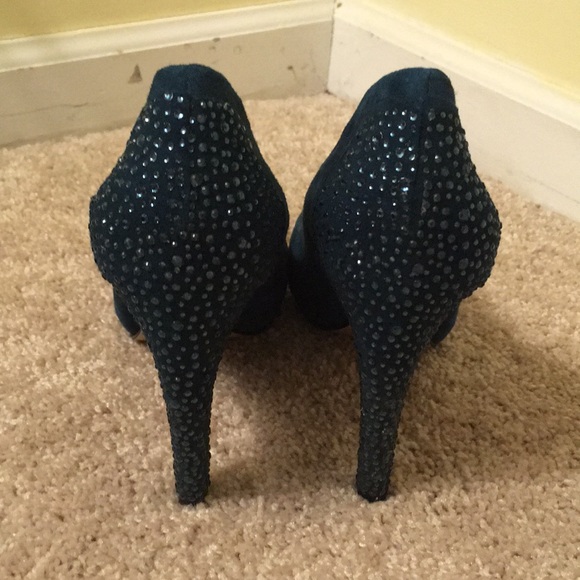 💙 Blue Suede pumps from Nine West 💙 - Picture 8 of 8